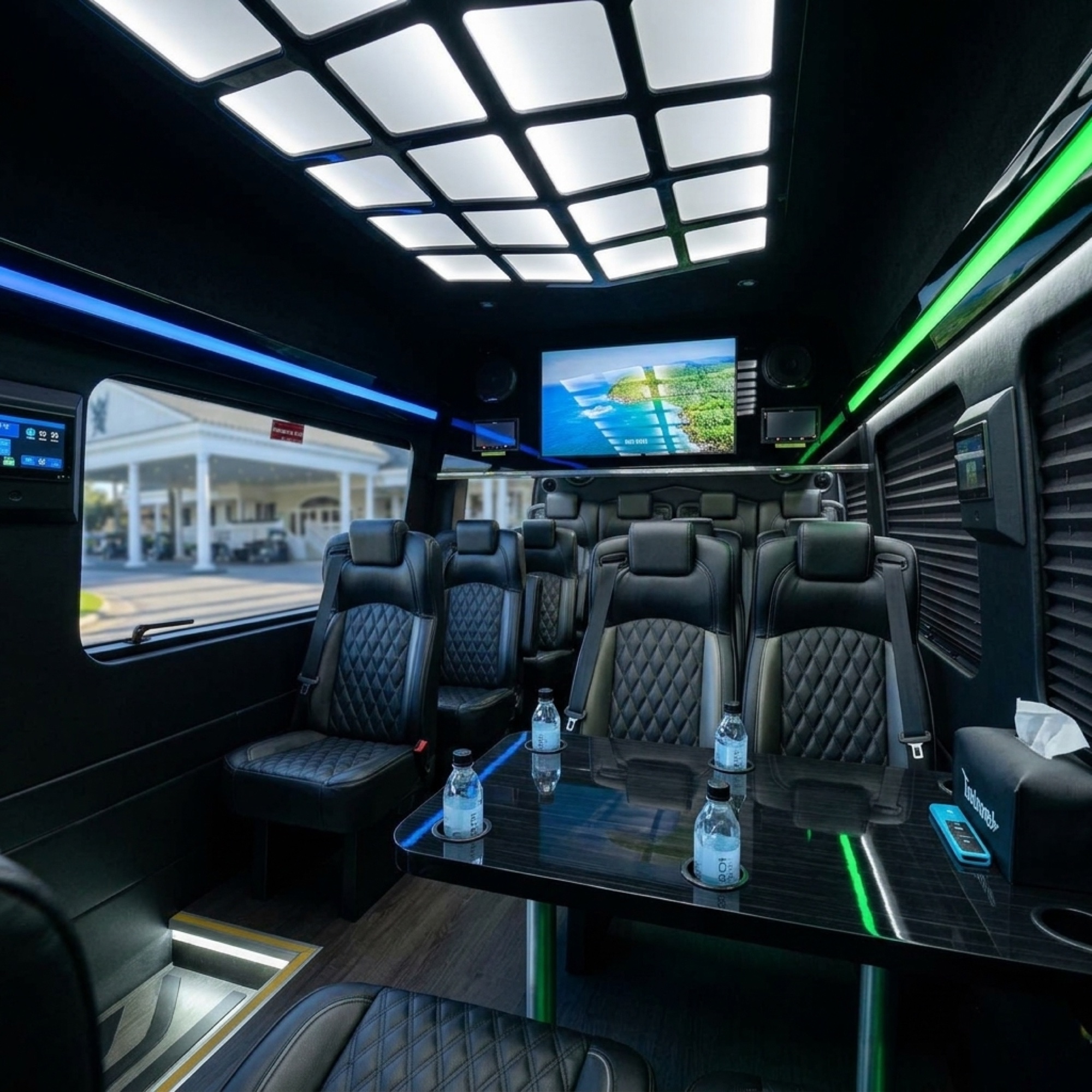 Black Chauffeuropolis vehicle with chauffeur